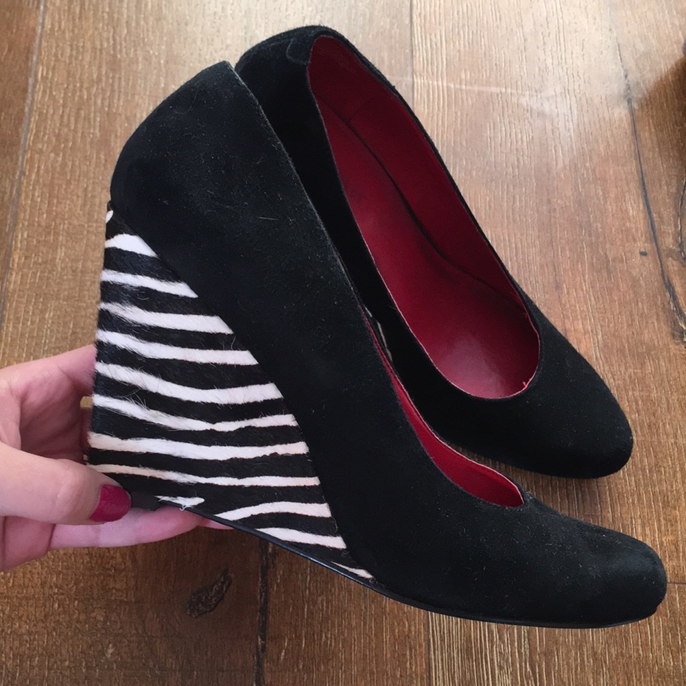 Nine West Black Wedges